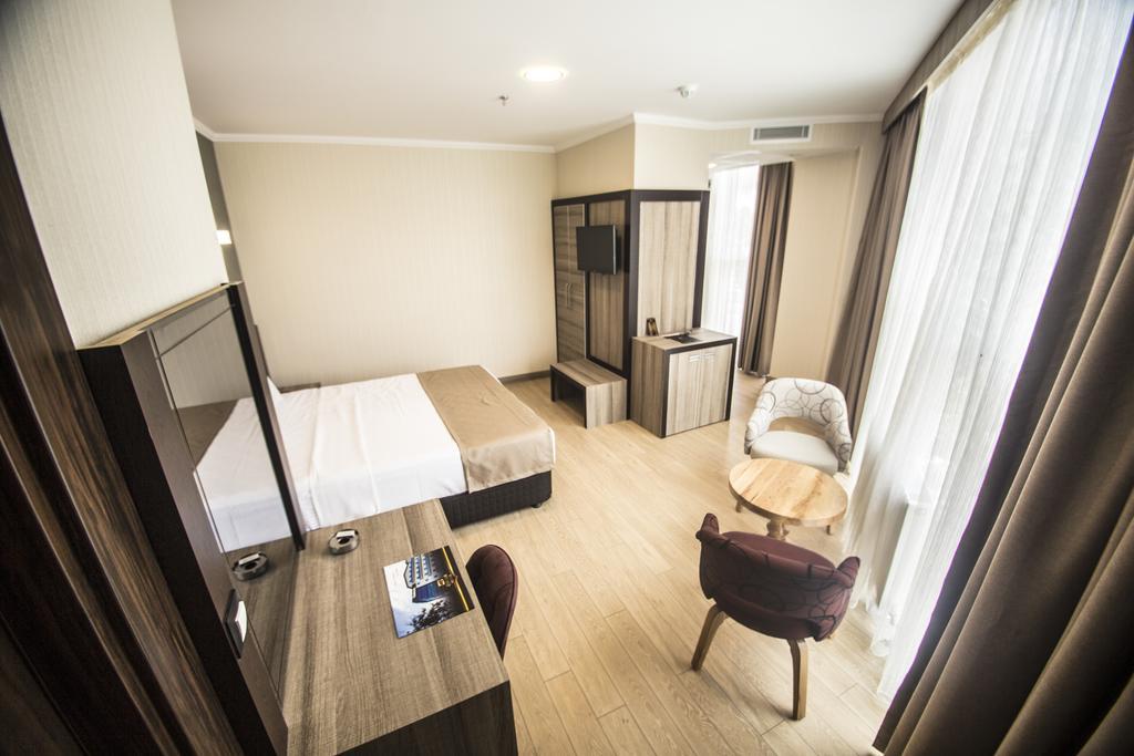 The Corner Hotel Синджан Экстерьер фото
