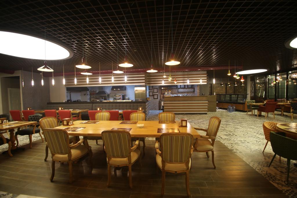 The Corner Hotel Синджан Экстерьер фото