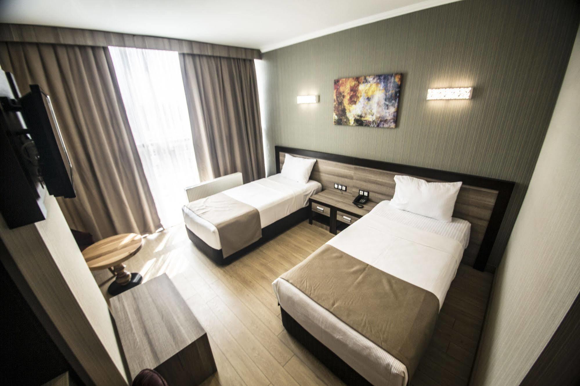 The Corner Hotel Синджан Экстерьер фото